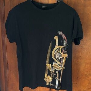 Black Graphic T-Shirt with Gilded Weapon Design - Turkish Museum Gift Shop Shirt